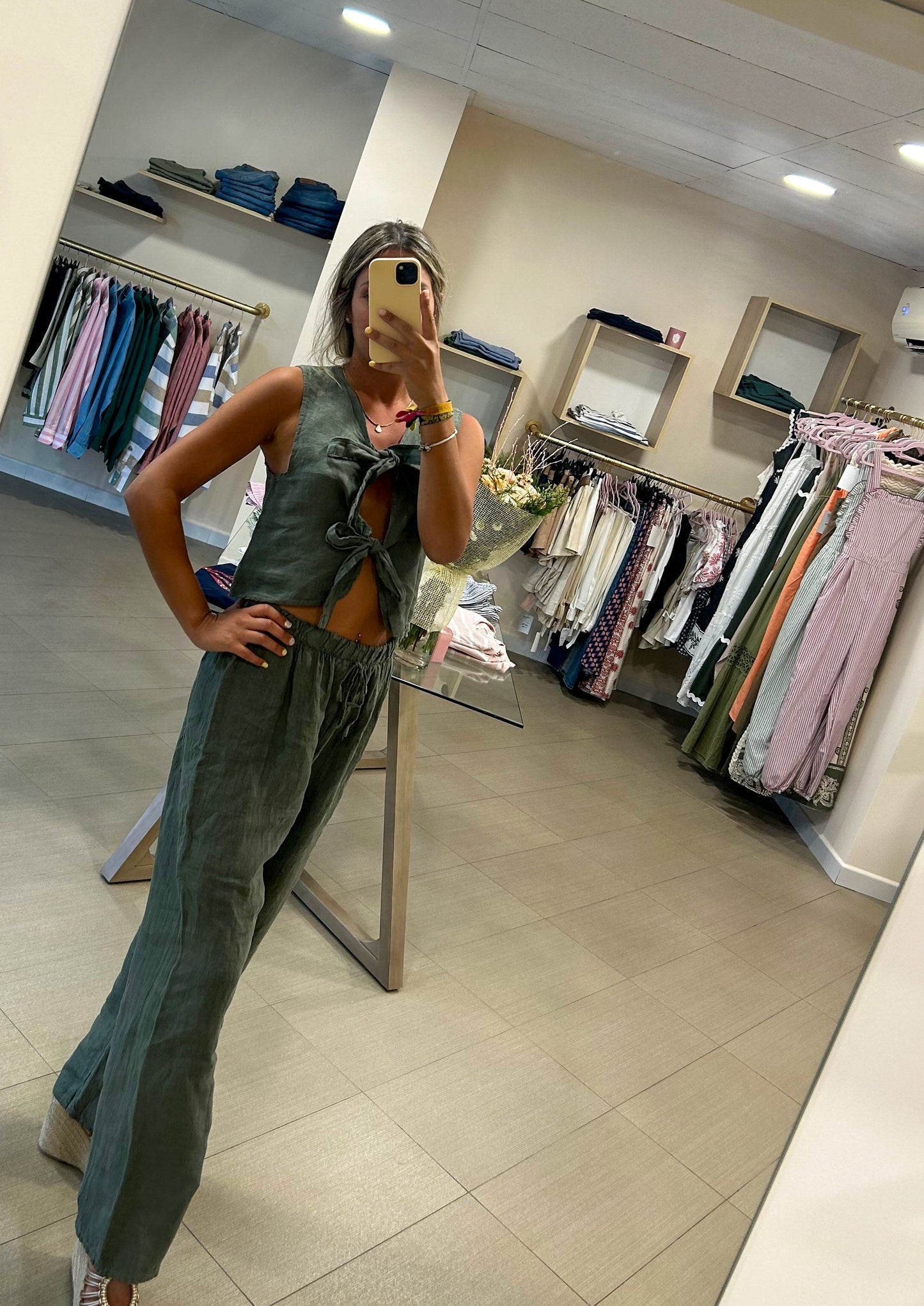 Conjunto mujer lazos verde🤎